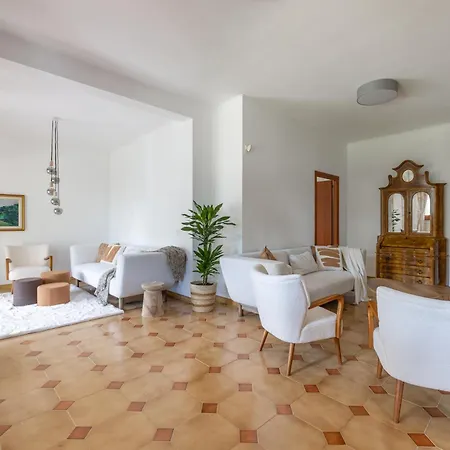 Villa Spaziosa Con Piscina, Bbq E Campi Da Tennis Per Famiglie E Gruppi Di Amici Casal Palocco